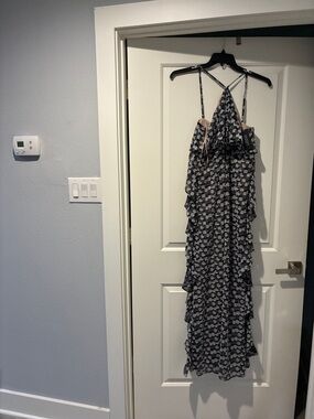 Jewel Badgley Mischka Black & White Printed Ruffle Maxi Dress